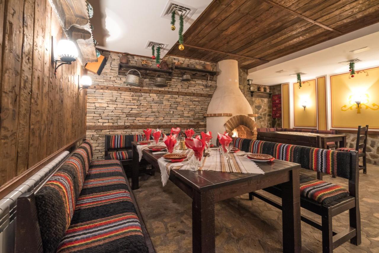 Hotel Iceberg Bansko Esterno foto