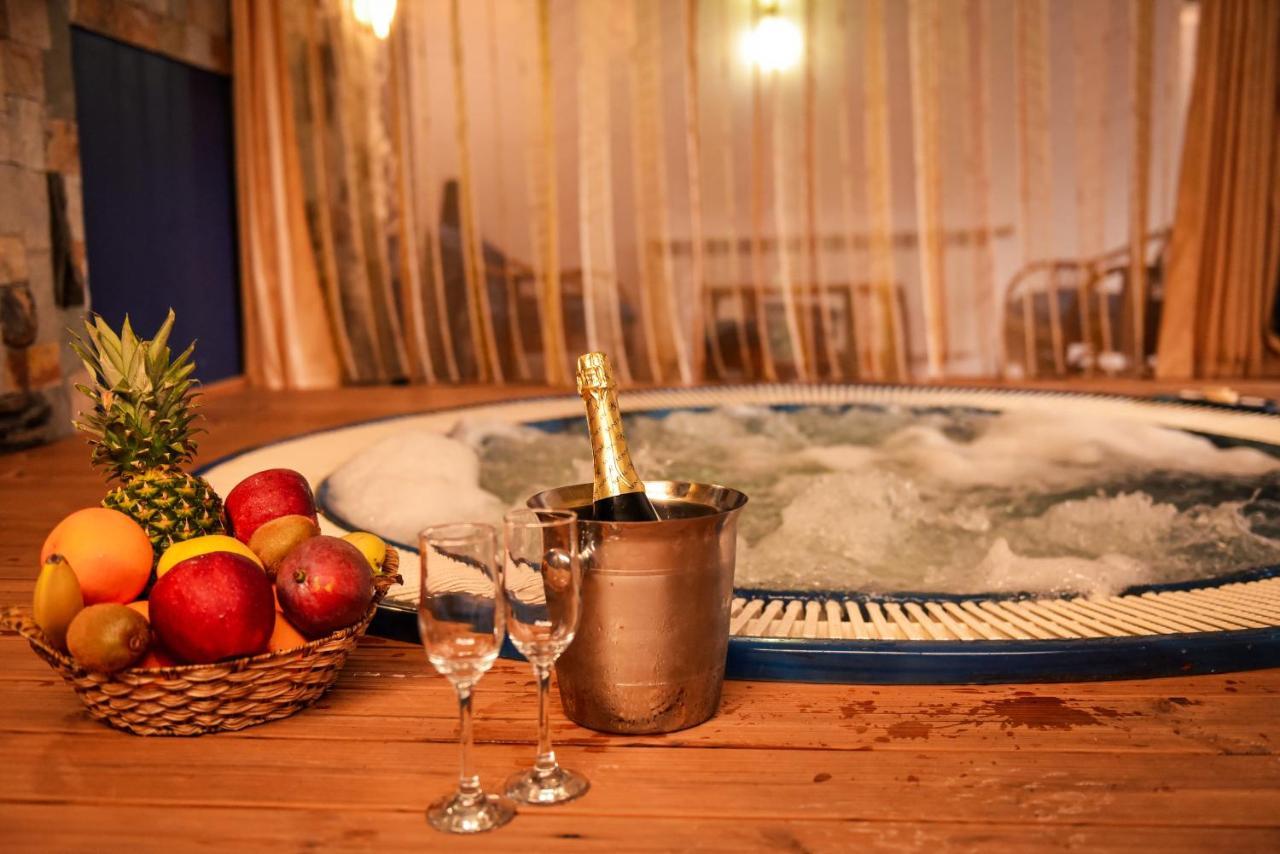Hotel Iceberg Bansko Esterno foto