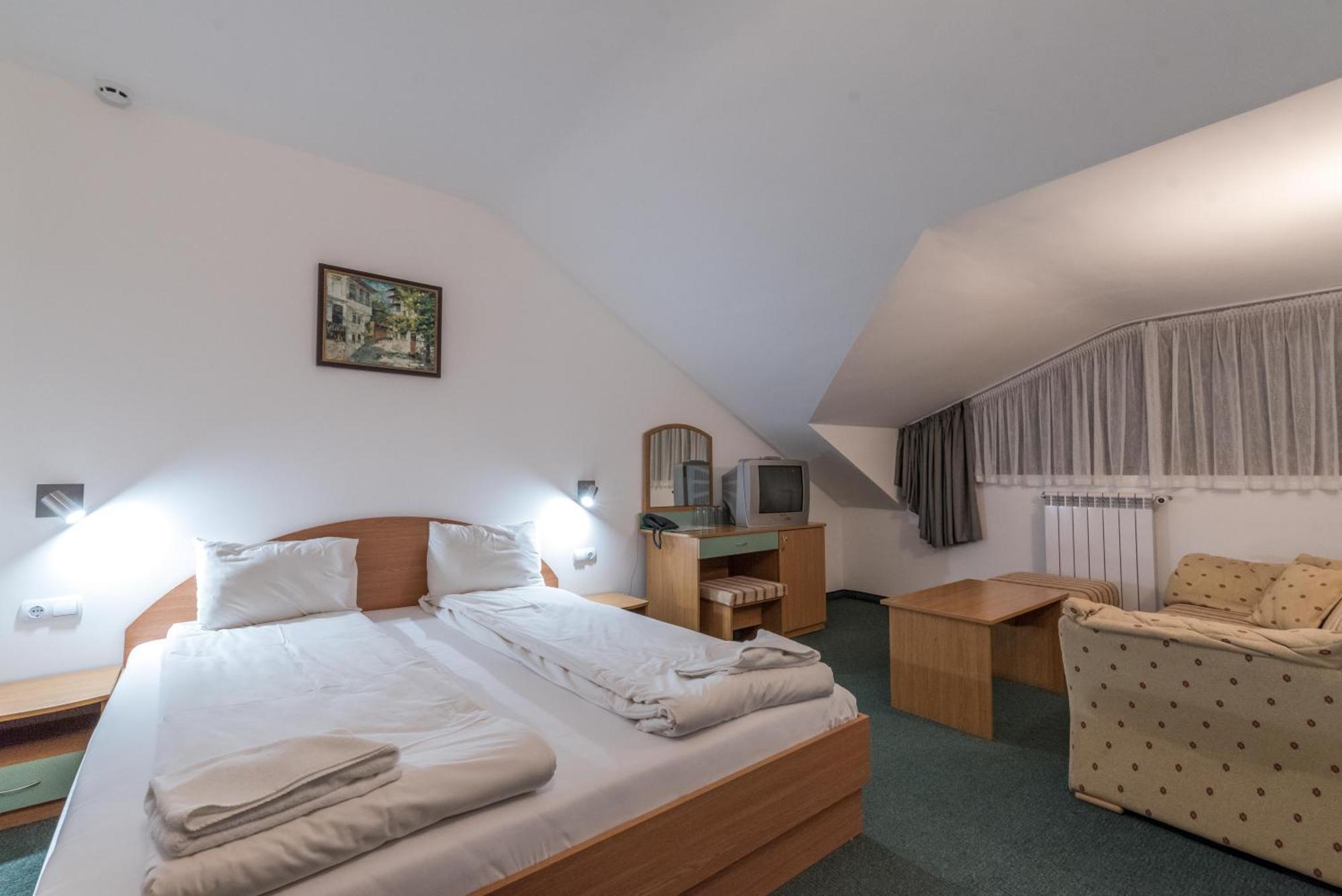 Hotel Iceberg Bansko Esterno foto